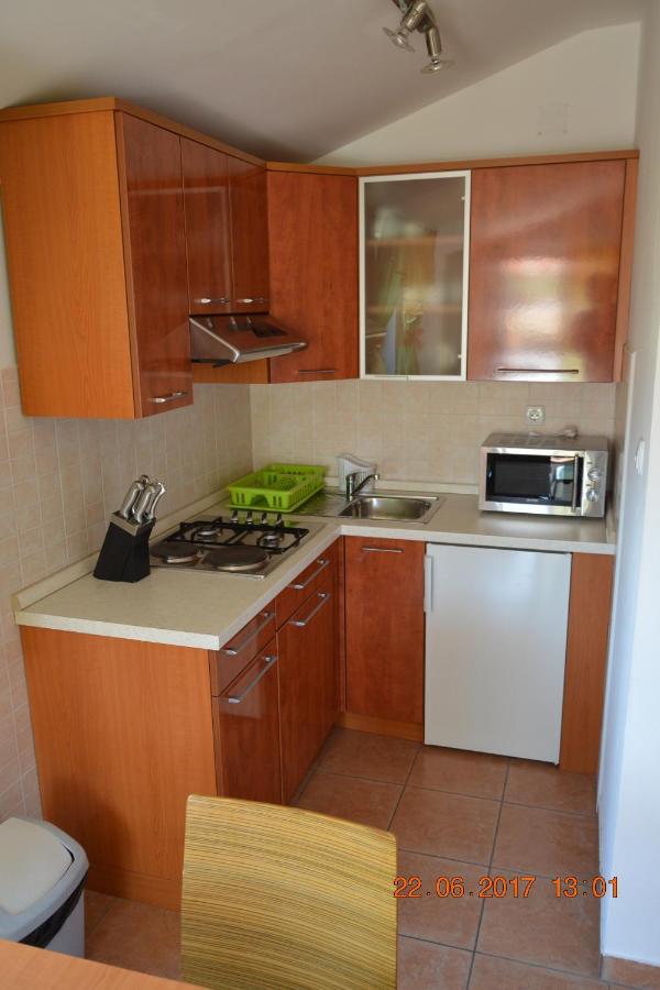 Apartments And Rooms By The Sea Jakisnica, Pag - 4160 Лун Екстер'єр фото